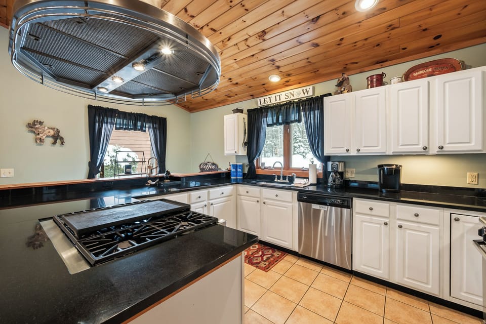 Fully equipped kitchen