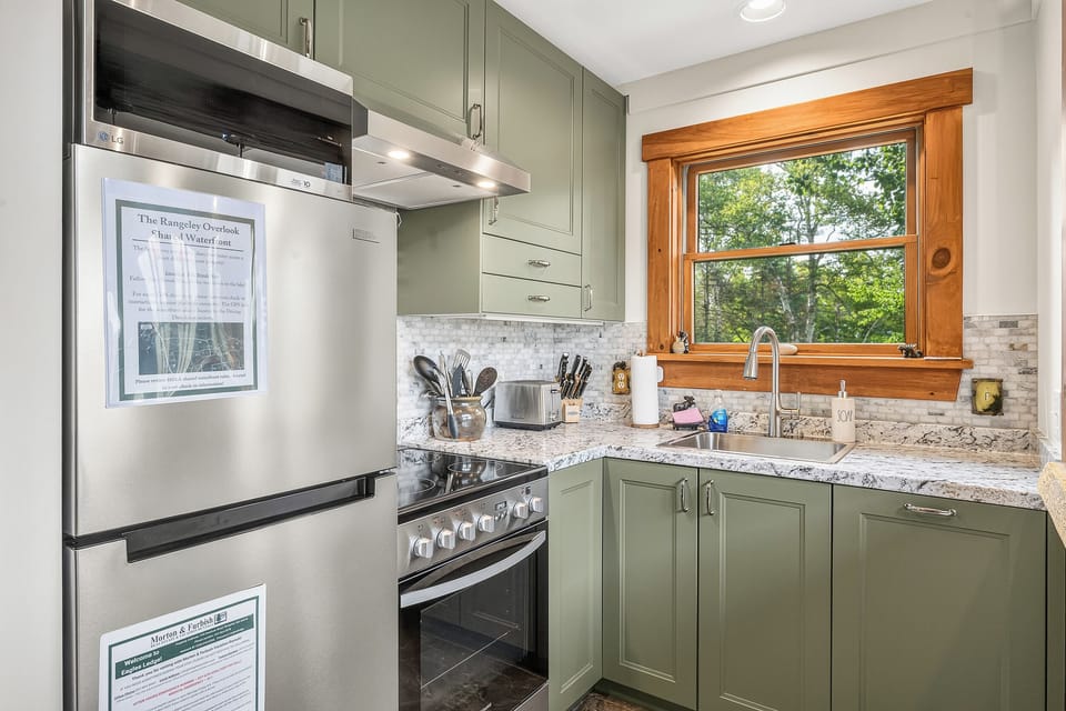 Full Kitchen