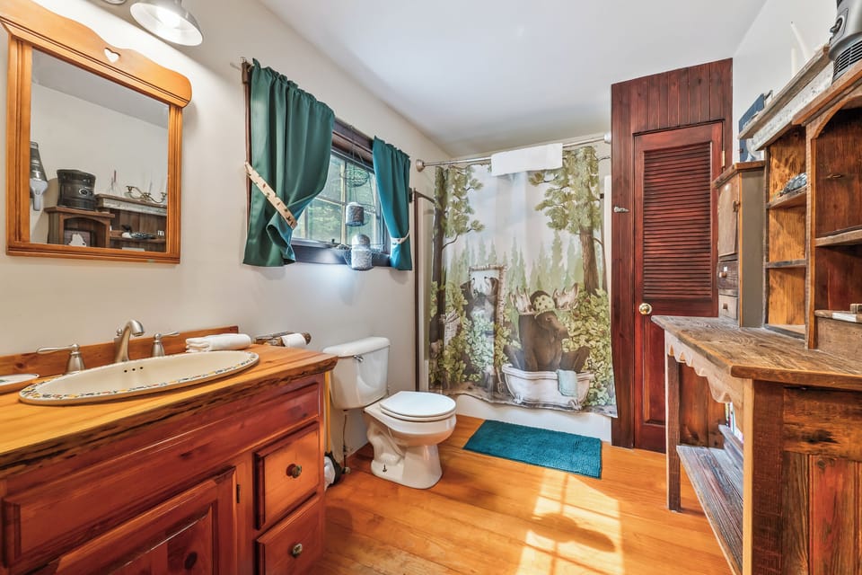 Private master bathroom