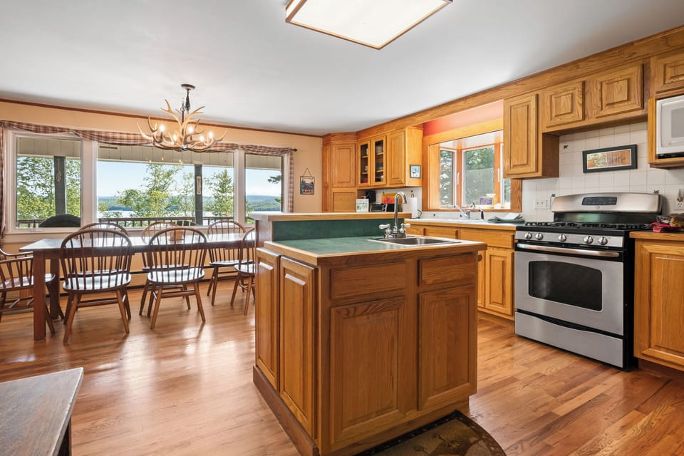 Kitchen and dining area