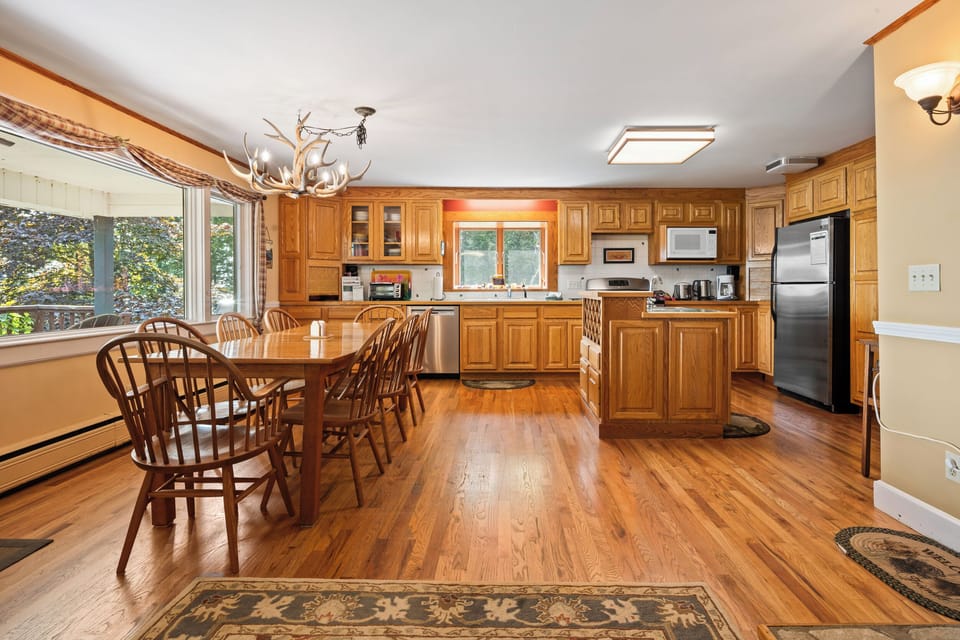 Kitchen and dining area