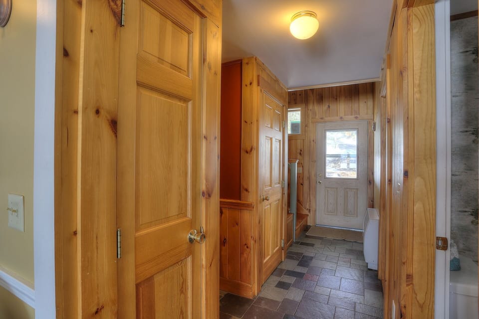 Front entryway