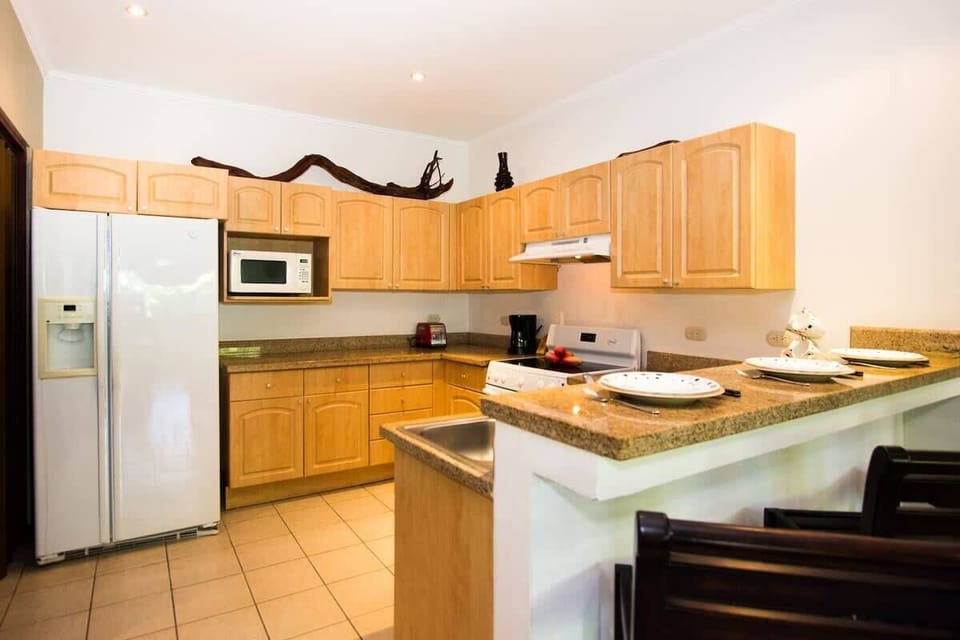 Spacious fully equipped kitchen