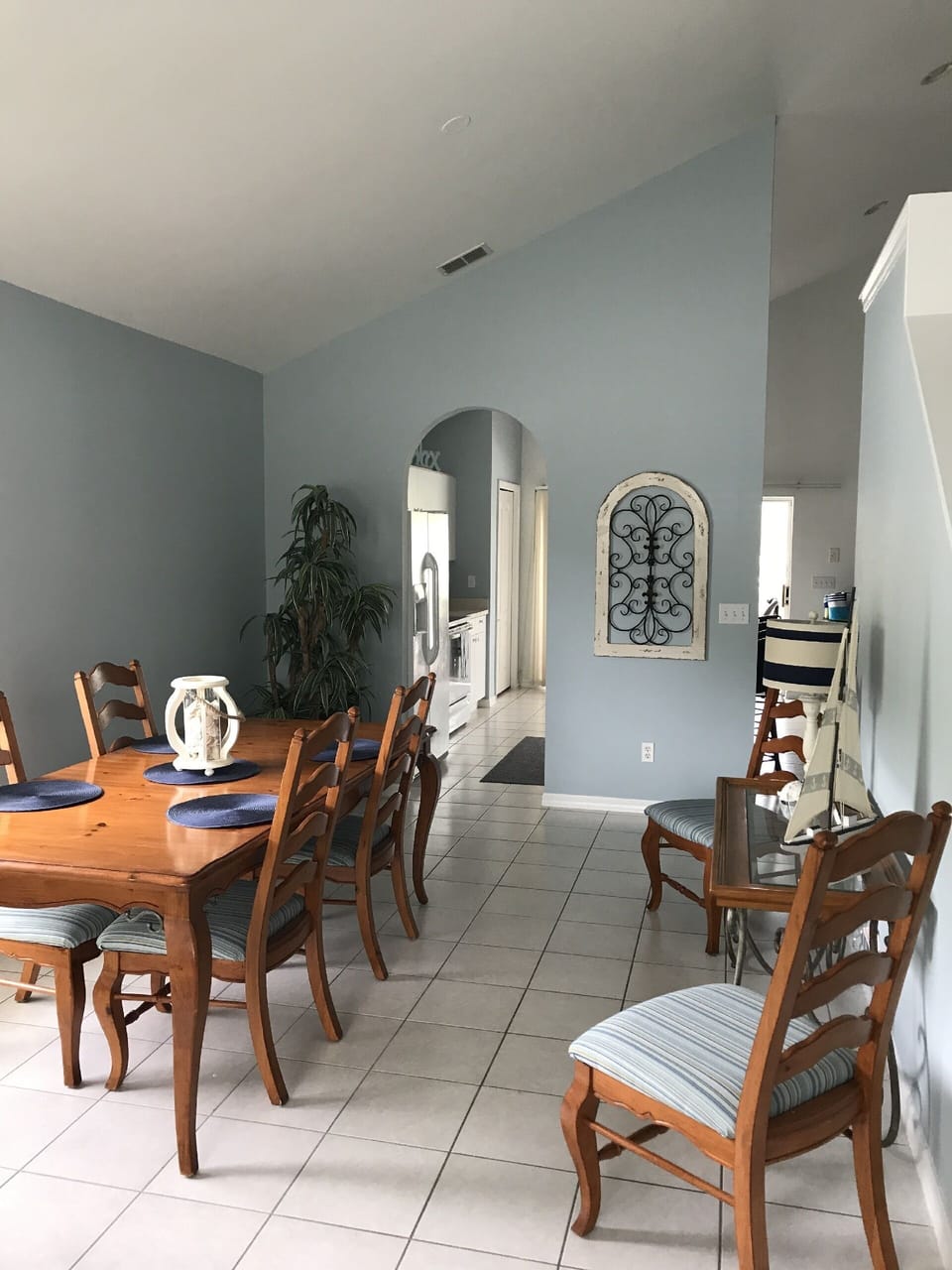 Inside Dining