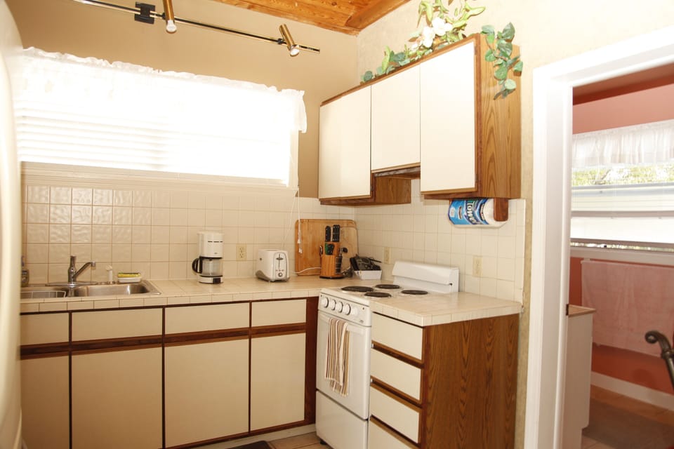 All dishes, glasses and utensils are there.