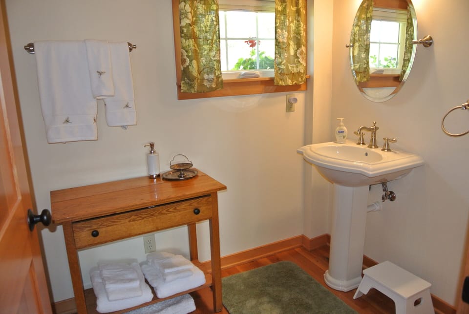Main floor bathroom with shower