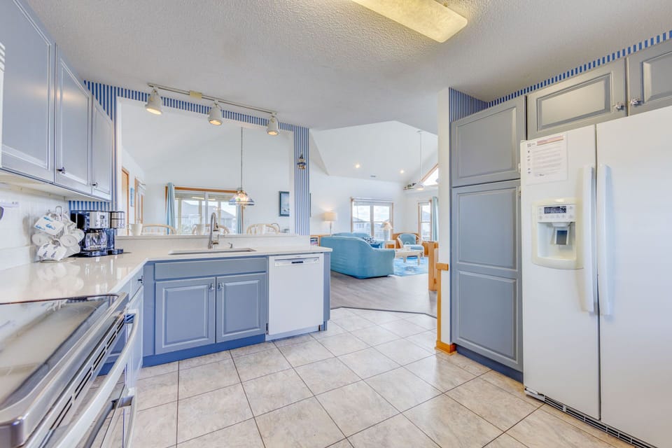 A luggage lift makes unloading groceries a breeze in the kitchen!