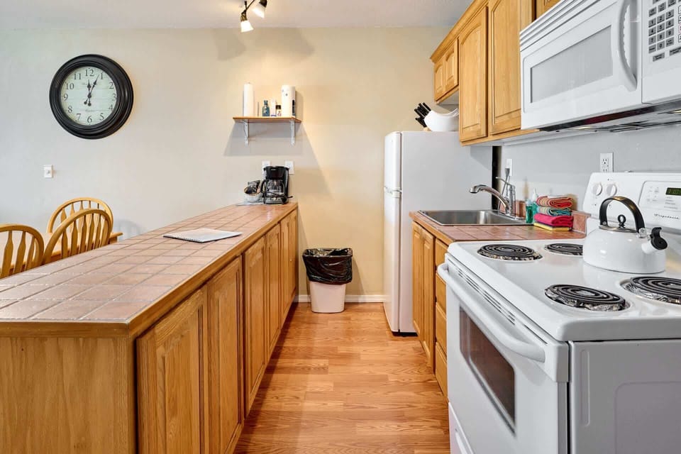 A perfect space to prep meals or even just reheat leftovers
