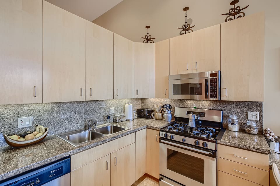 Fully equipped kitchen