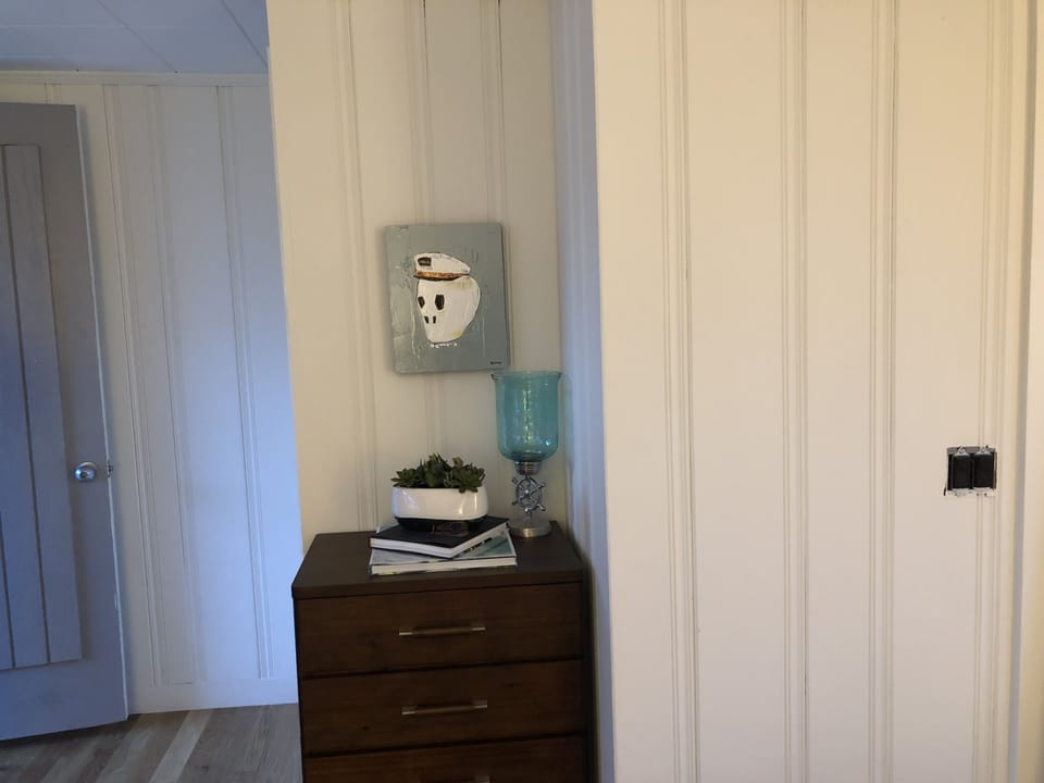 Cabin Room (Two Beds) | Egyptian cotton sheets, premium bedding, individually decorated