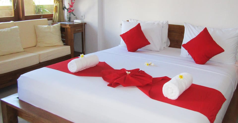 Superior Double Room, 1 Bedroom | In-room safe, soundproofing, free WiFi, bed sheets