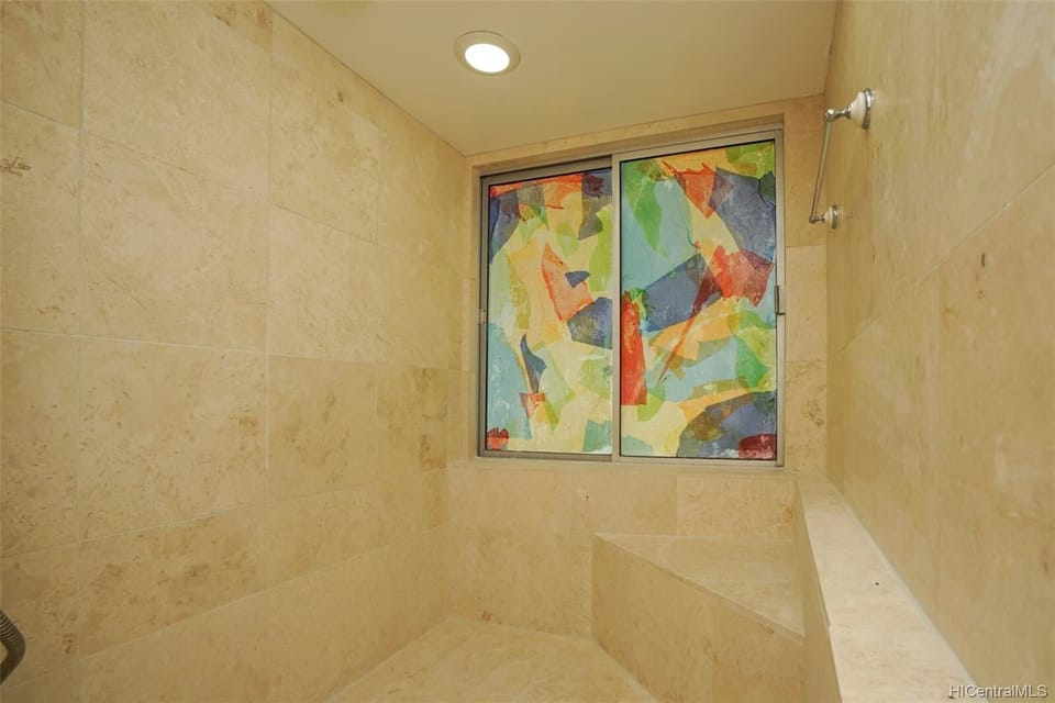 Signature Condo | Bathroom shower