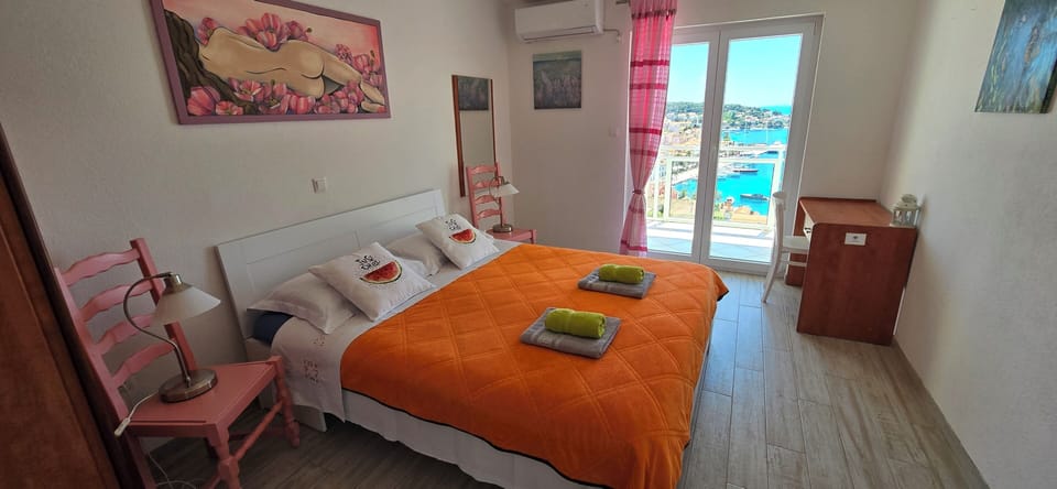Apartment, Terrace | Blackout drapes, iron/ironing board (on request), cribs (free)