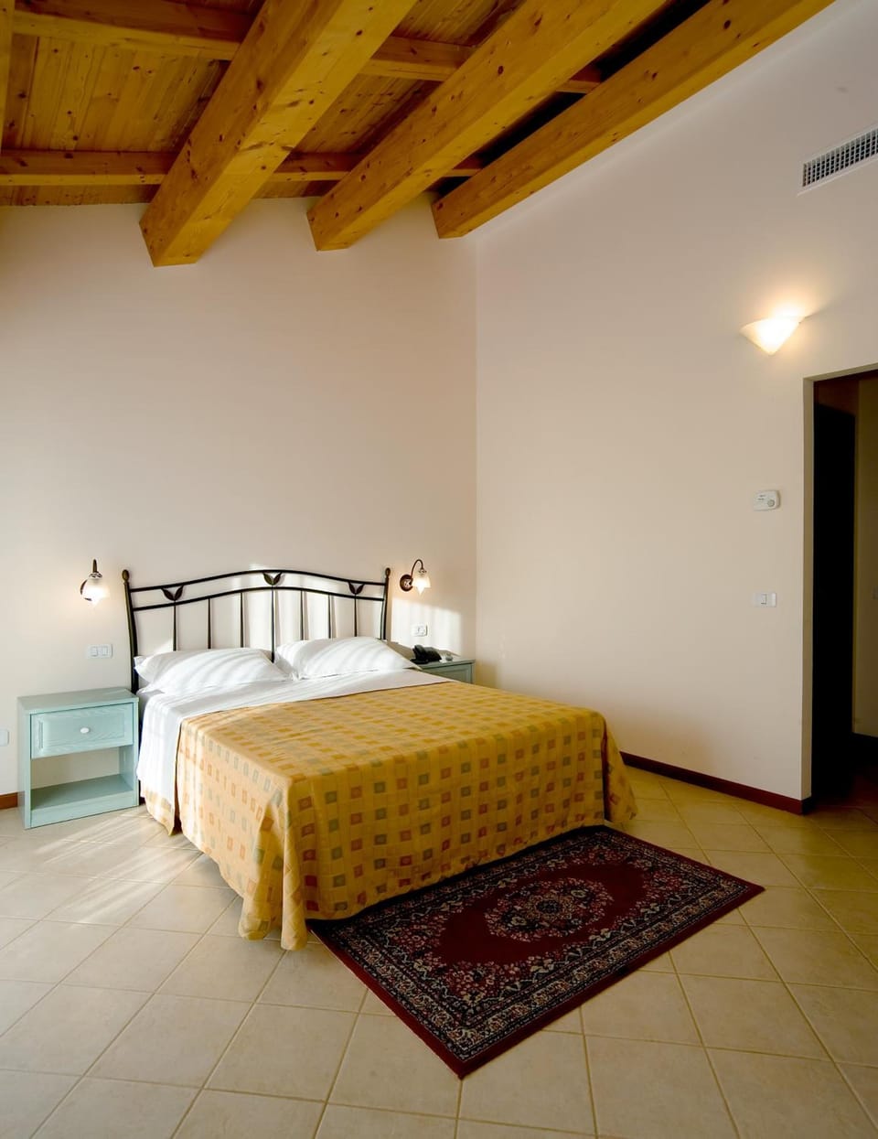 Premium bedding, Select Comfort beds, blackout drapes, free WiFi