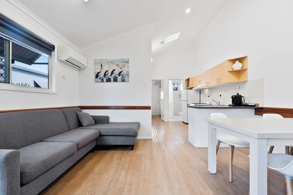 Villa (2 Bedroom) | WiFi, bed sheets