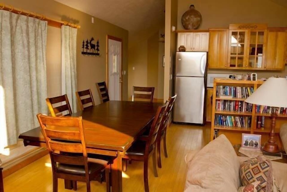 Beautiful wooden dining table, comfortably seats 8.