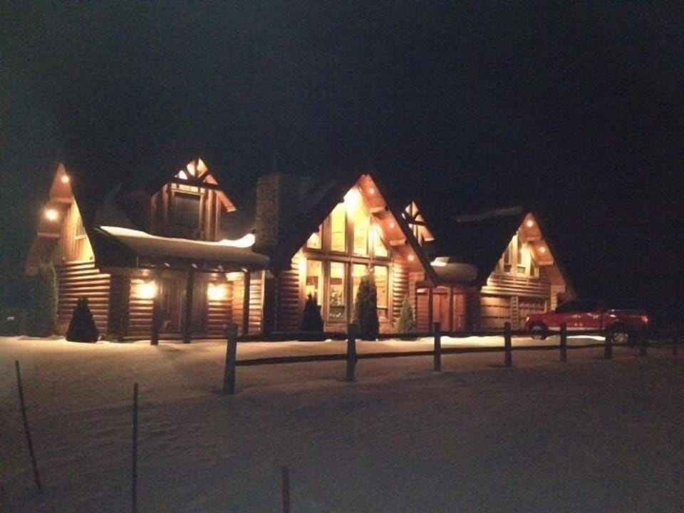 Christmas Eve at the Log Home