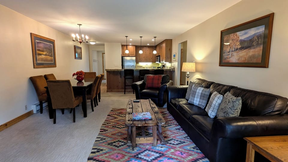 Beaver Creek West Condo D-1 Living room and Kitchen