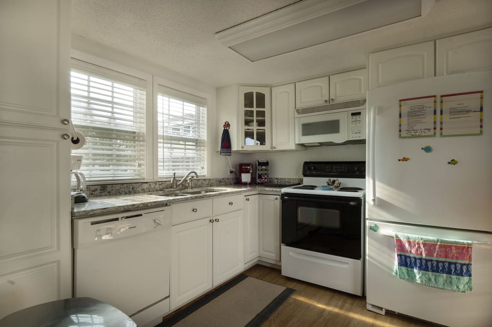 This well equipped  kitchen has everything you need for preparing your meals