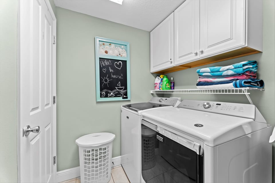 Full Size Washer/Dryer for your use and Complimentary Beach Towels