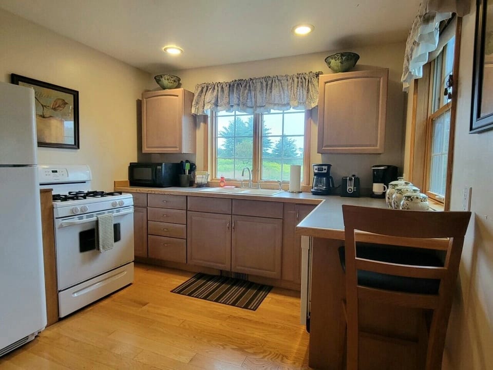 Fully equipped kitchen