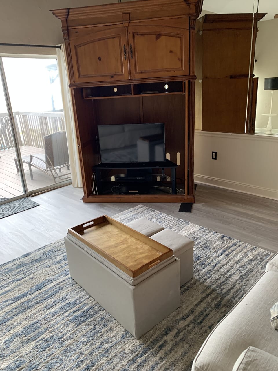 Tv’s in all rooms.
This is the den.