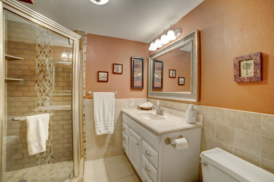 Downstairs bath with shower