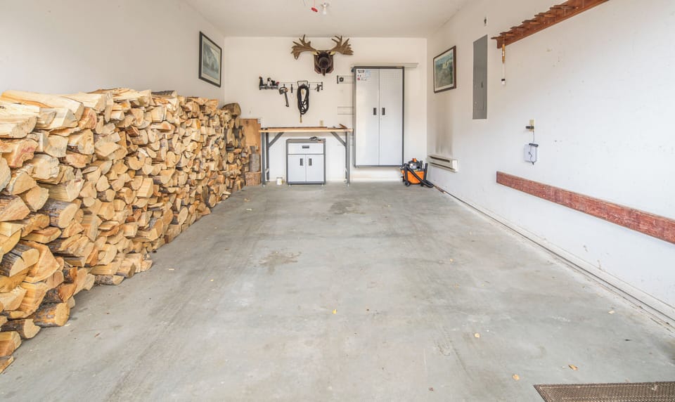 One Vehicle Garage
