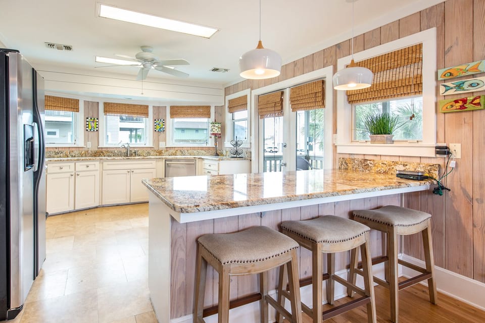 Kitchen Bar