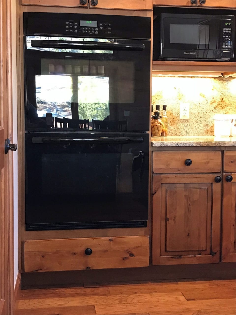 Double electric ovens and microwave.  