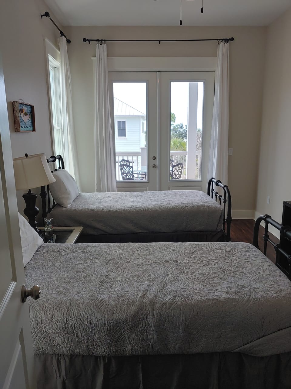 Twin room on 2nd level.