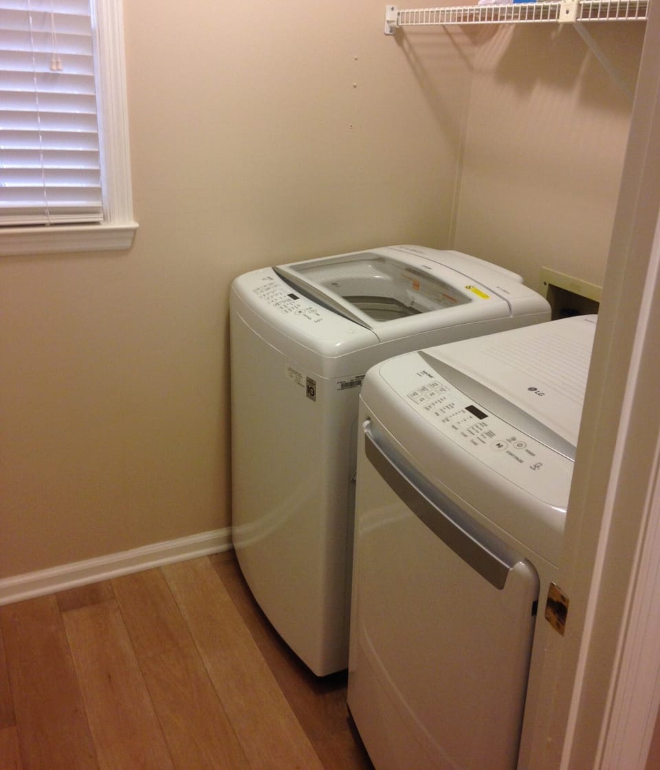 Updated washer (He) and dryer
