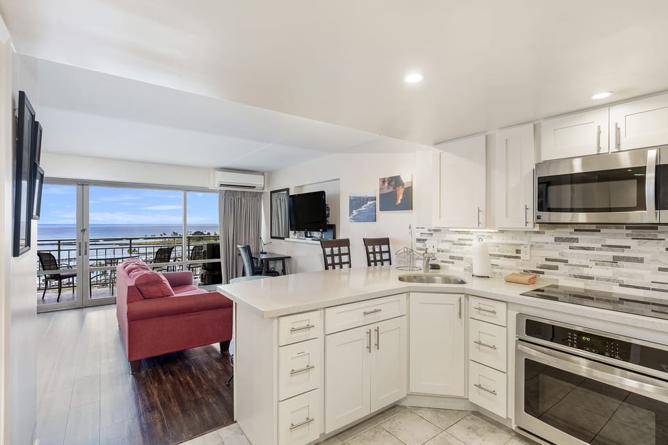Ocean views in the fully equipped kitchen.