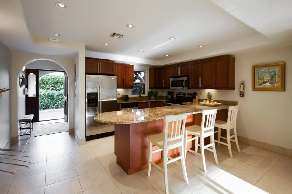 Kitchen and Bar
