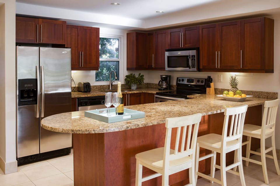 Kitchen and Bar