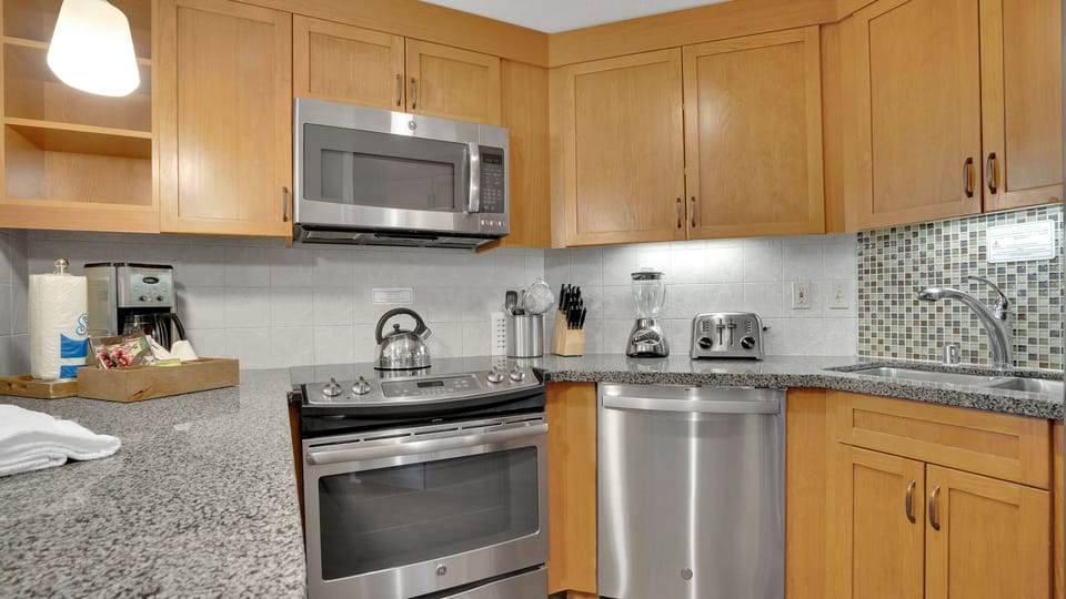 Full Stocked Kitchen. 