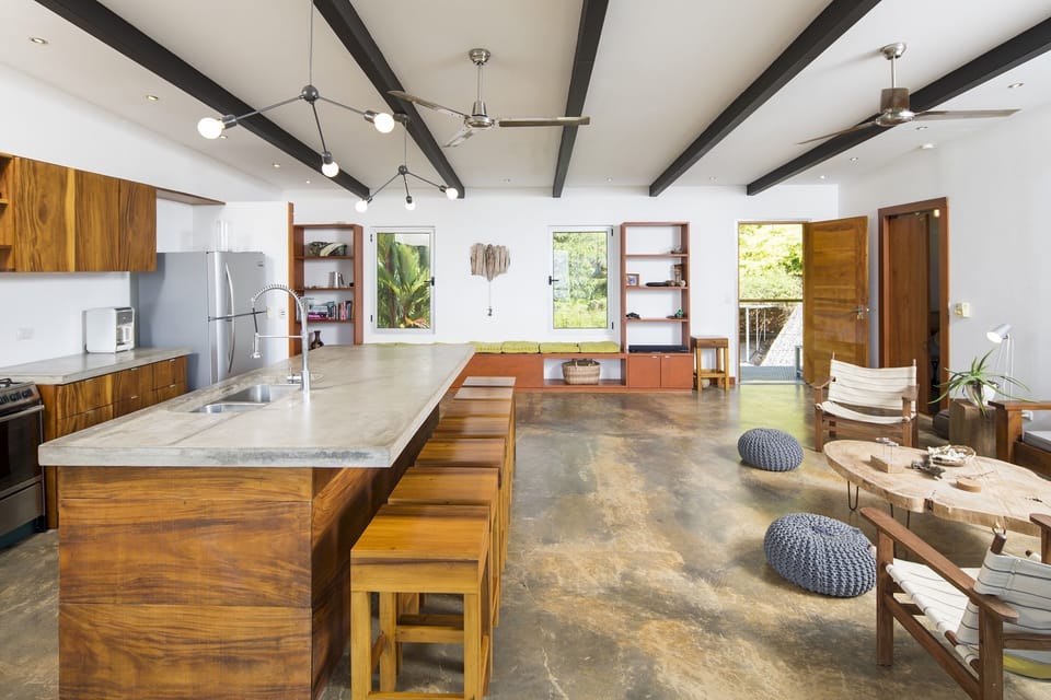 Breakfast bar