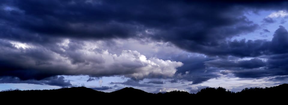 Dramatic clouds to the west from the upper balcony.