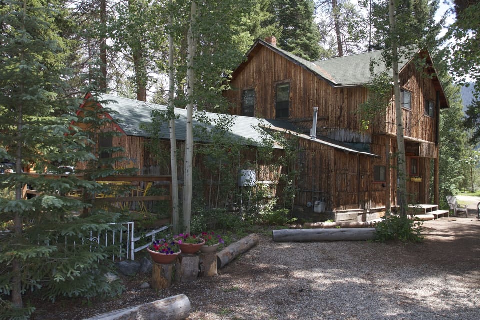 Main House Lemmon Lodge