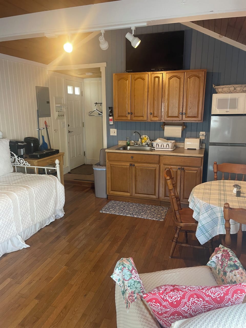 Kitchenette
