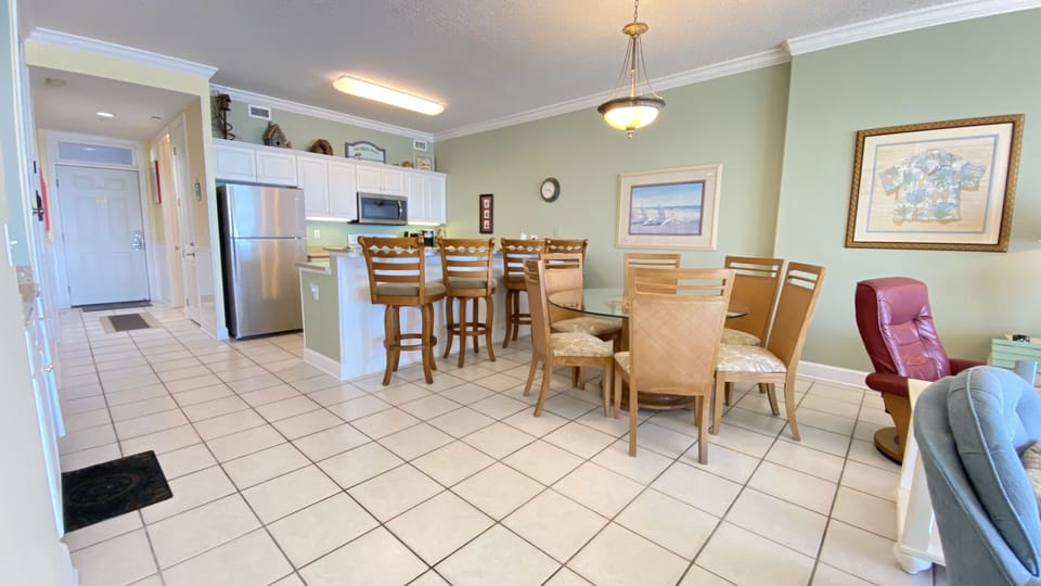 Our dining area has 10 places to sit.