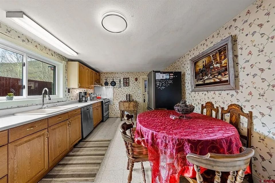 Large, well equipped kitchen with second eating area.  Plenty of spices!