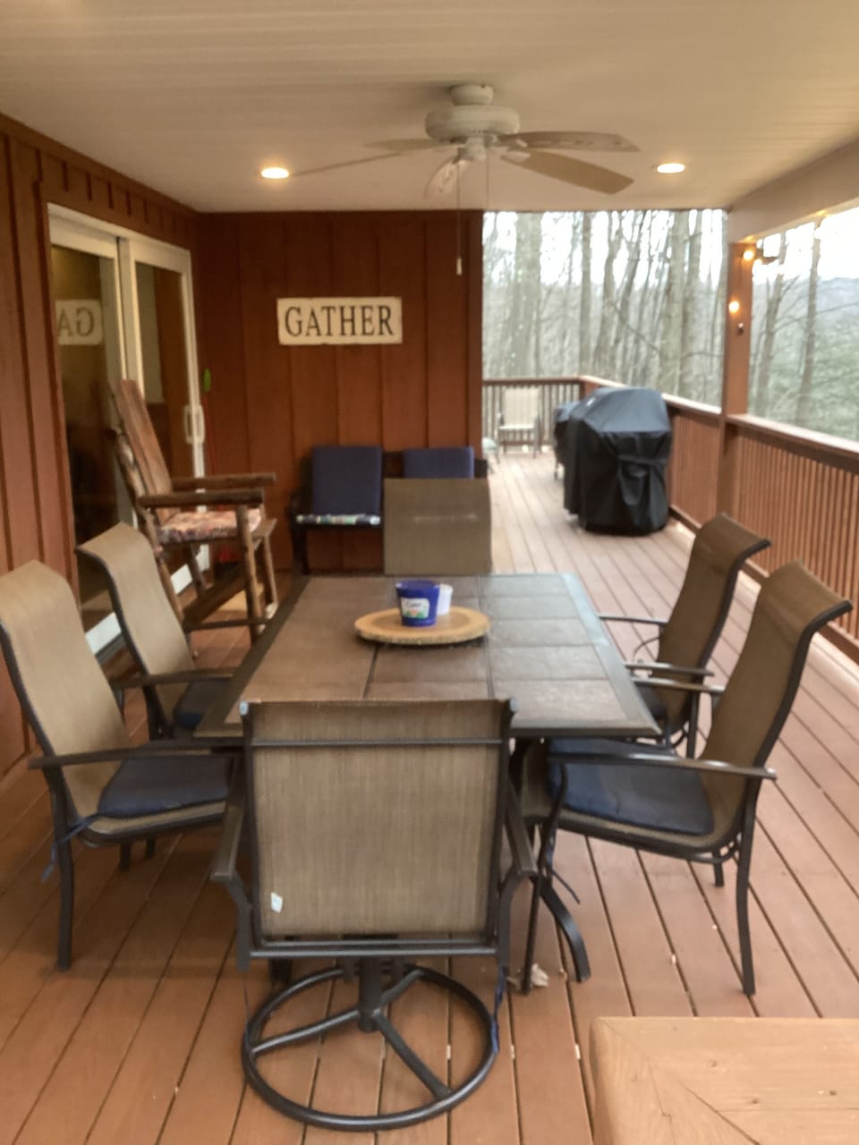 Outdoor dining