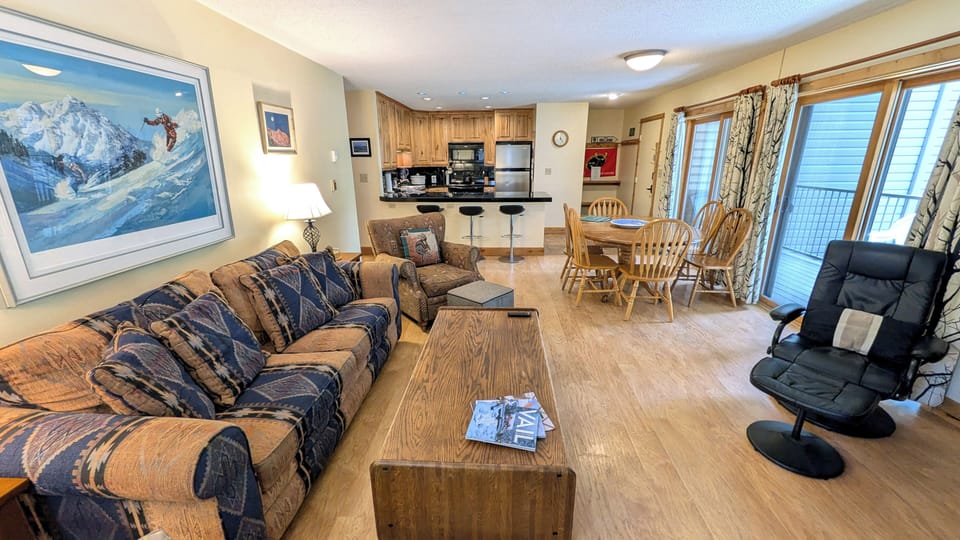Beaver Creek West Condo U-1 living room and kitchen