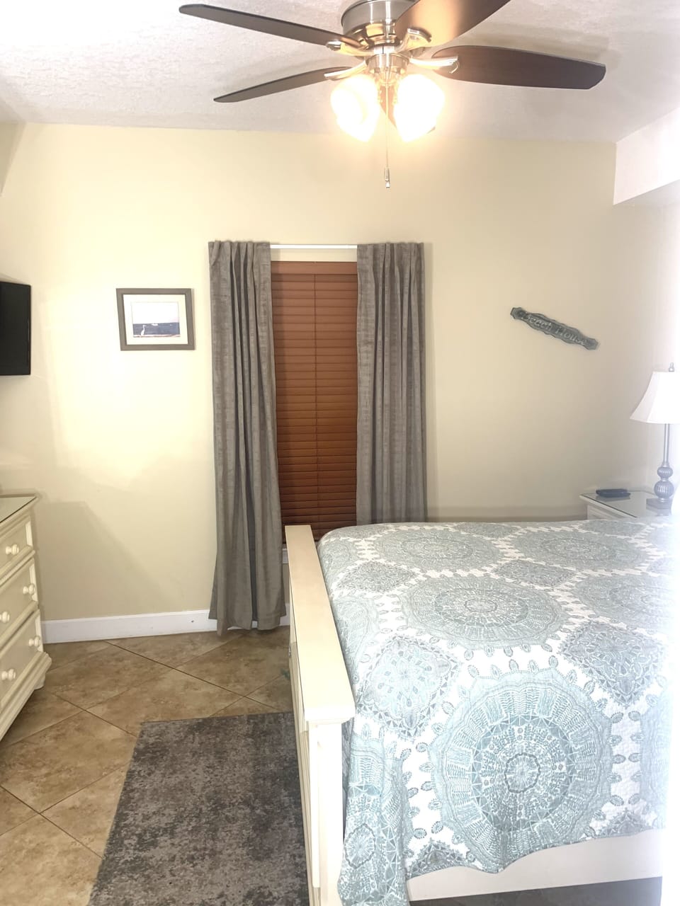 Front Bedroom.