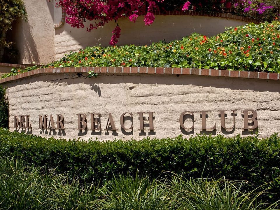 Del Mar Beach Club