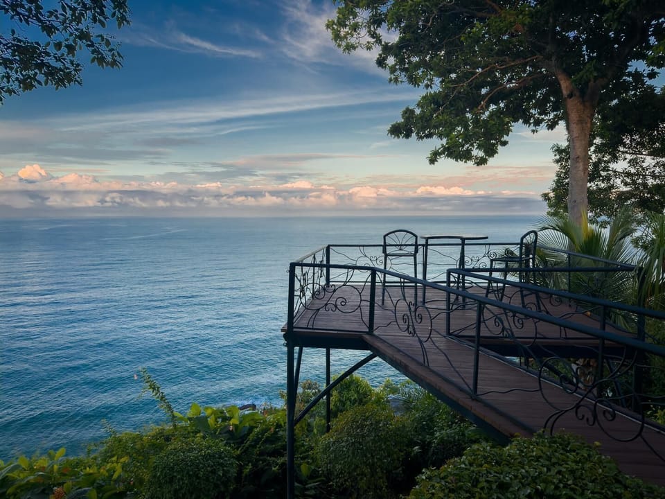 Find your calm above the waves, surrounded by nature’s beauty.
