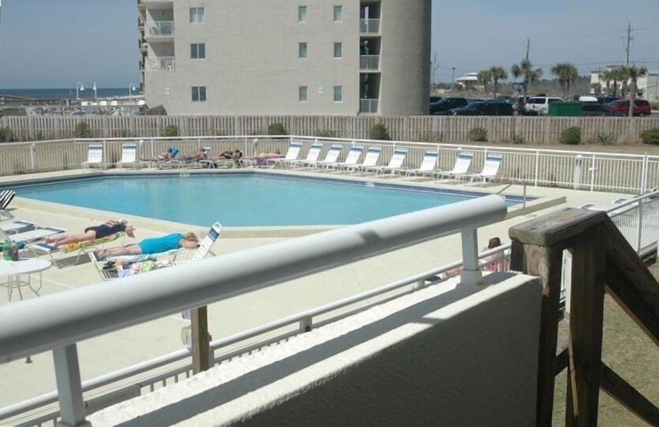 Pool View from your Balcony!