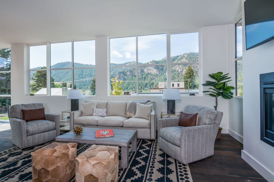 Living with view of ski area