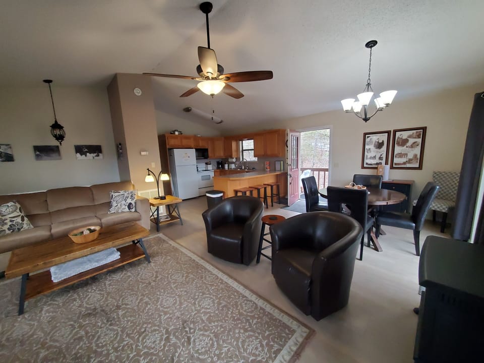 Very Nice Open Layout